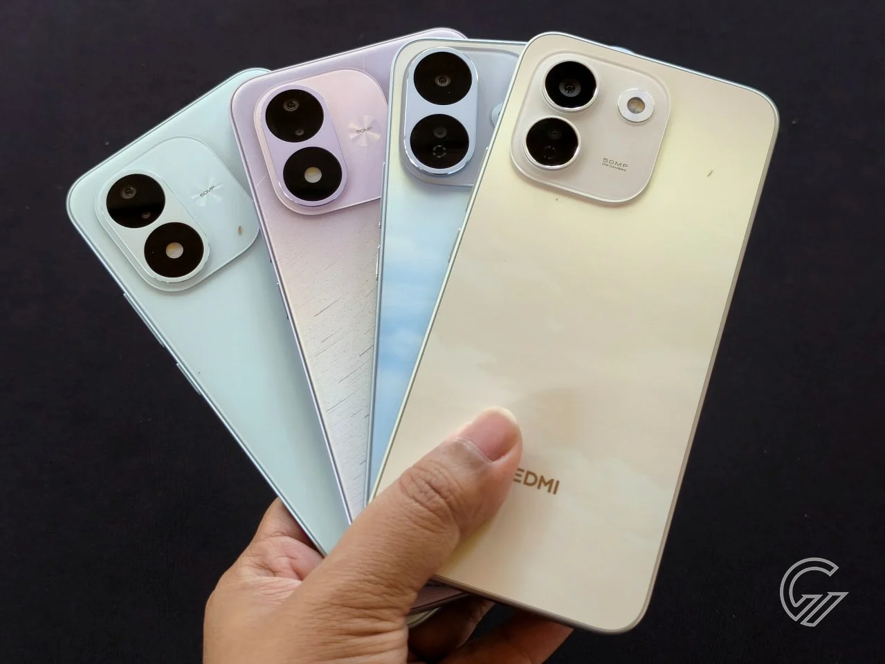 Deretan perangkat Redmi Note 17 Series dengan desain kamera vertikal yang modern
