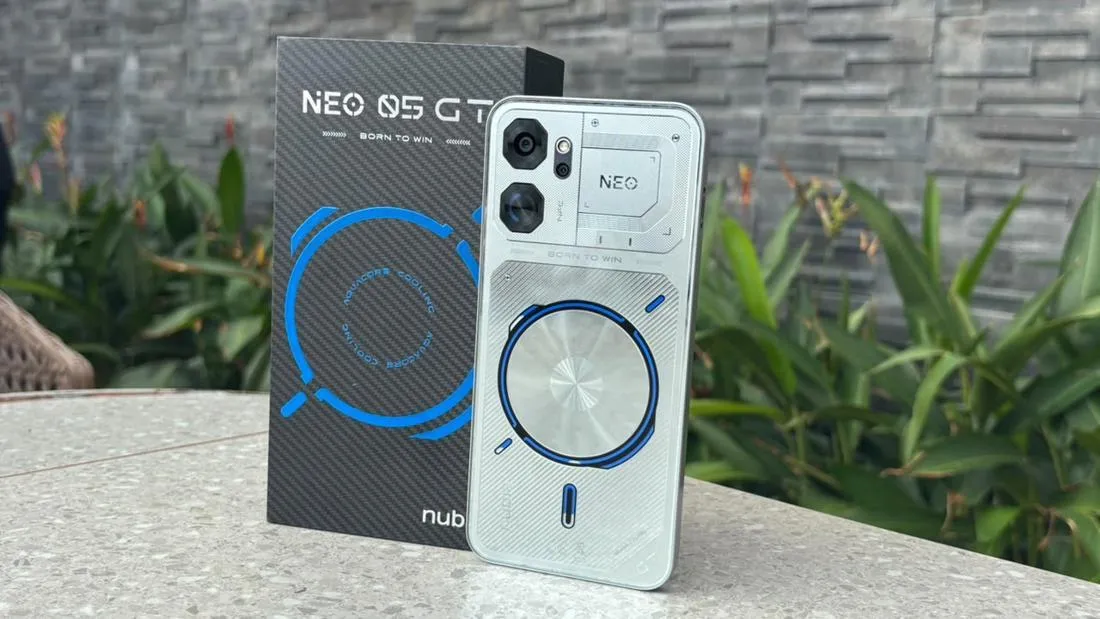 Tampilan smartphone gaming Nubia Neo 5 GT